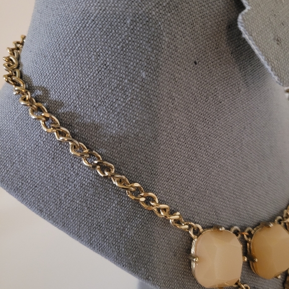 Tan/Peach Outfit Kit- Purse and Necklace - Picture 12 of 12